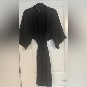 VICTORIA’S SECRET Black Satin Robe - XS/S